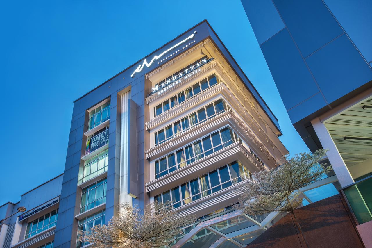 Manhattan Business Hotel Ttdi Kuala Lumpur Exterior foto