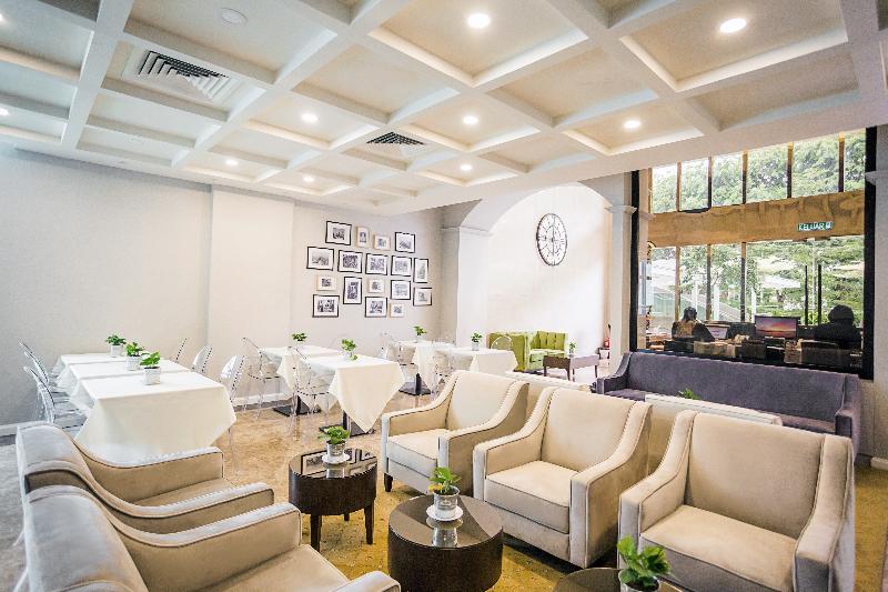 Manhattan Business Hotel Ttdi Kuala Lumpur Exterior foto